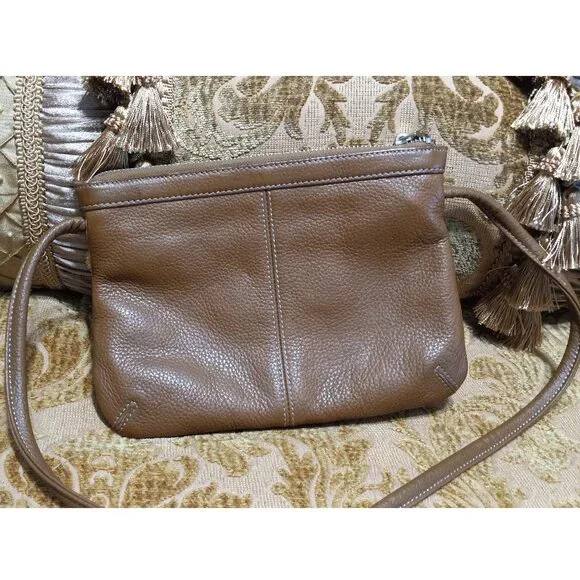 👉LAST CHANCE‼️ Tignanello 100% Leather  X-Bodies Organizer Messenger Bag - Picture 2 of 13